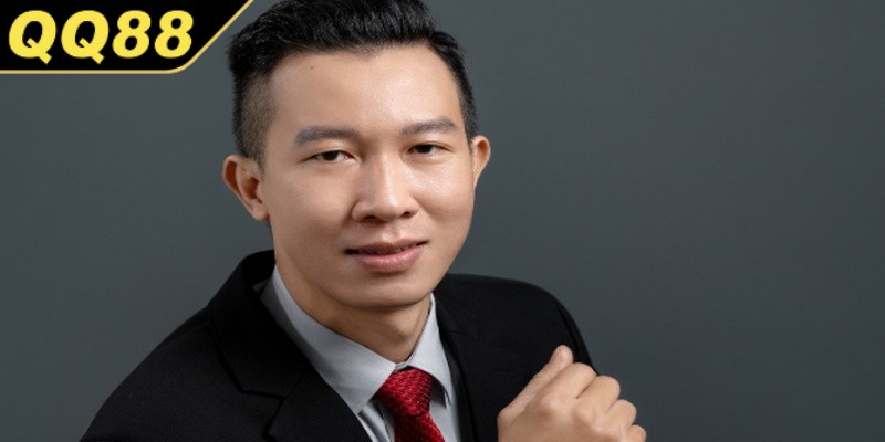 Quốc Hùng đặc biệt tích lũy kinh nghiệm từ công việc cố vấn